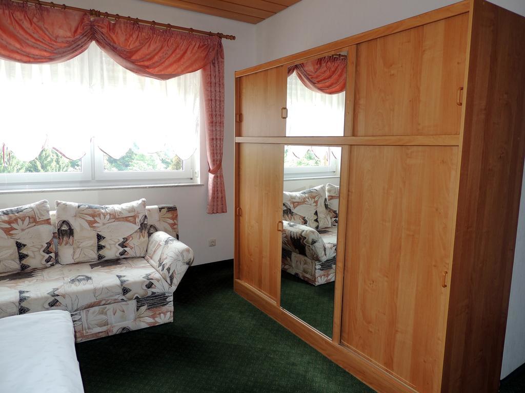 Gaestehaus Am Hirtenberg ไบรเทนบรุนน์ ภายนอก รูปภาพ