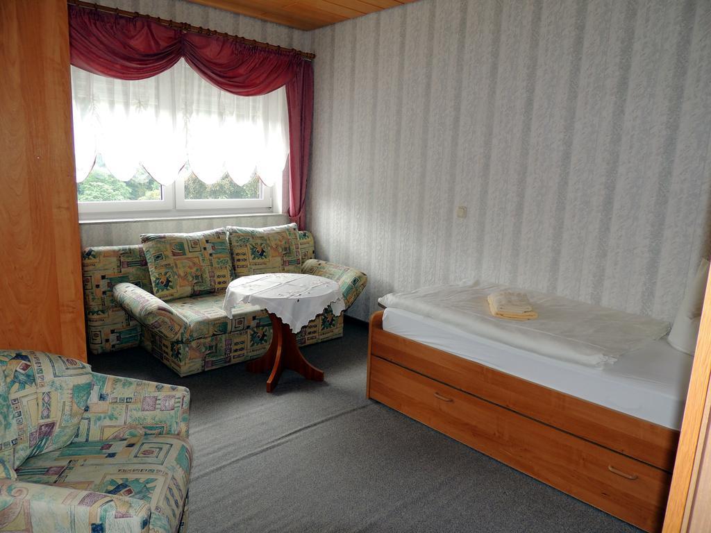 Gaestehaus Am Hirtenberg ไบรเทนบรุนน์ ภายนอก รูปภาพ