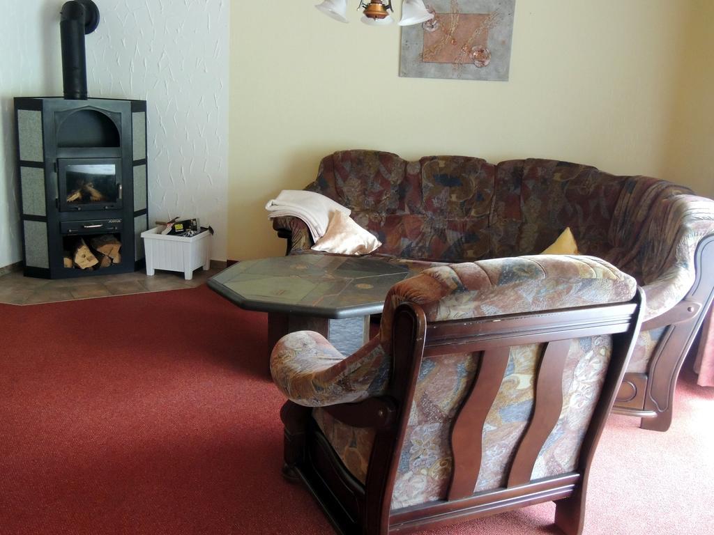 Gaestehaus Am Hirtenberg ไบรเทนบรุนน์ ภายนอก รูปภาพ