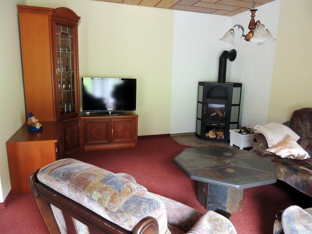 Gaestehaus Am Hirtenberg ไบรเทนบรุนน์ ภายนอก รูปภาพ