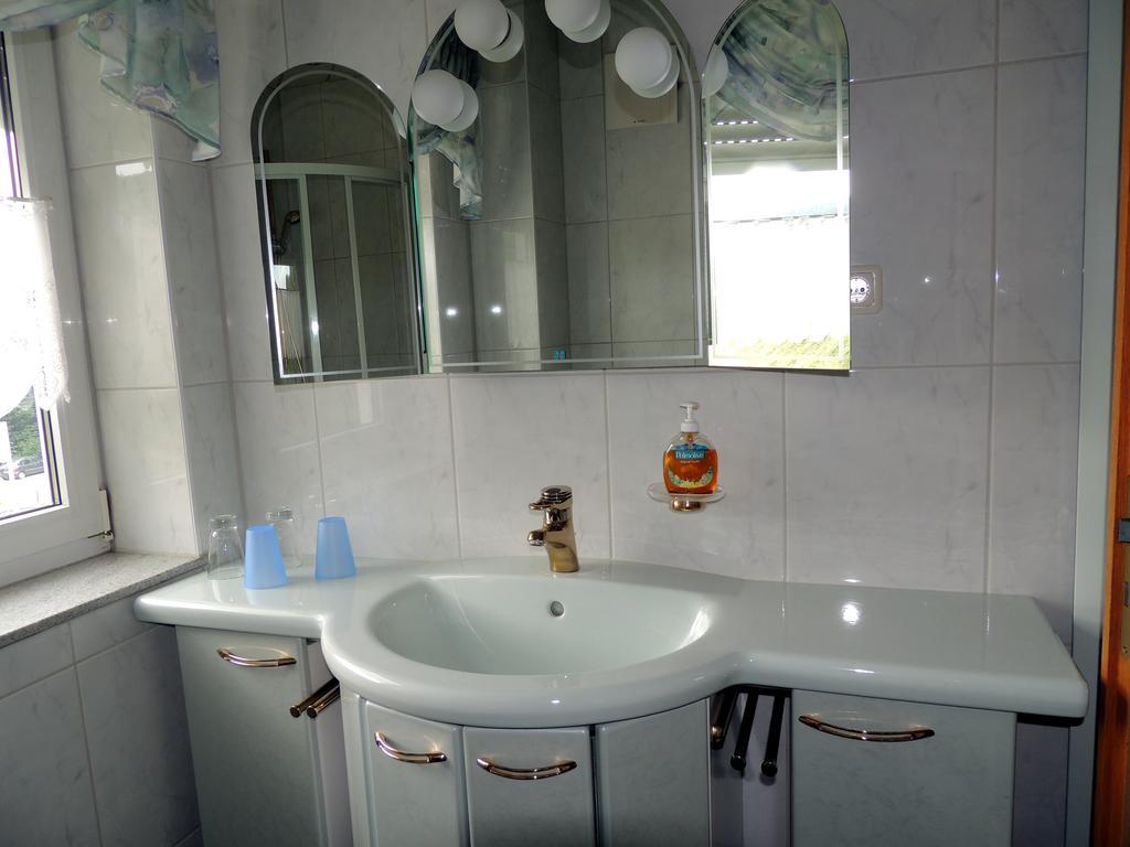 Gaestehaus Am Hirtenberg ไบรเทนบรุนน์ ภายนอก รูปภาพ
